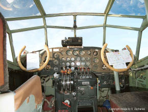 Ju52 Cockpit